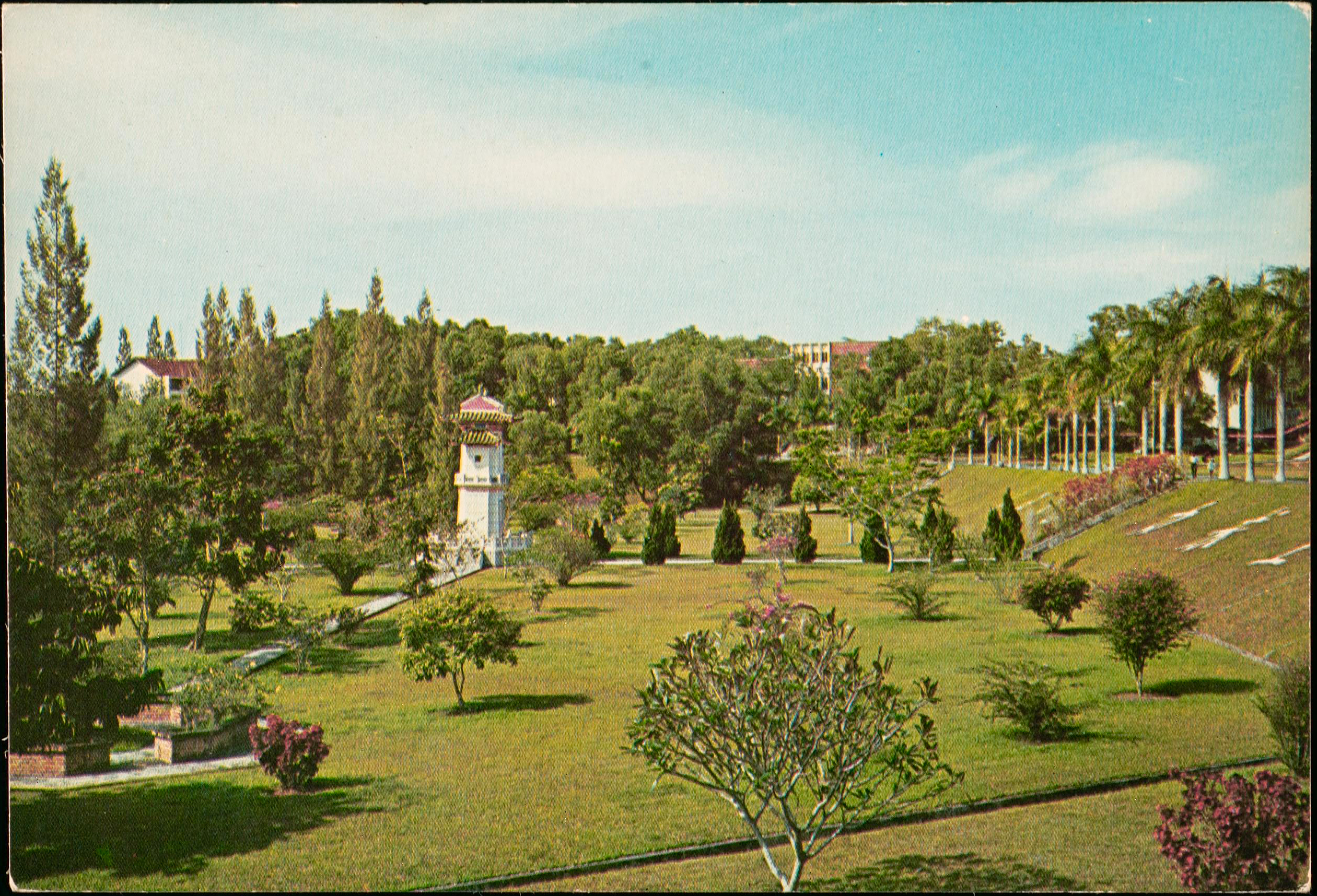 Yunnan Garden